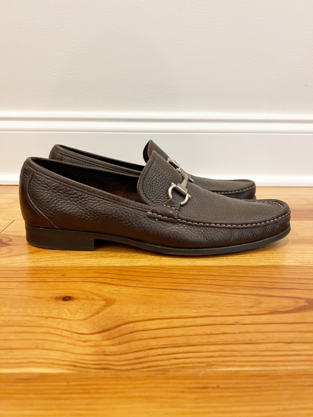 Salvatore Ferragamo Magnifico Double Gancini Loafers Mens 10.5 D Brown Pebbled